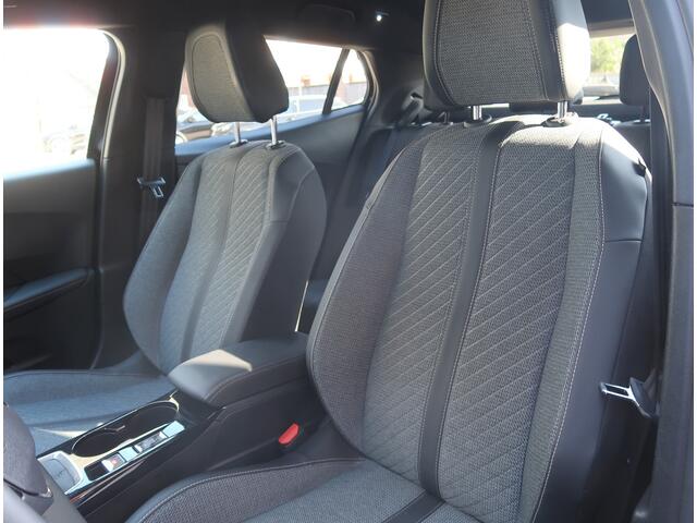 Peugeot 2008 Allure 100 Pk Benzine Zie de foto's om deze luxe uitvoering te bewonderen !!! Vingerhoets: Vierde Generatie Eersteklas Service !