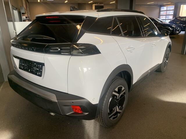 Peugeot 2008 1.2 PureTech 100 Allure Camera voor + achter - Climate Control - Verwarmde stoelen voor
