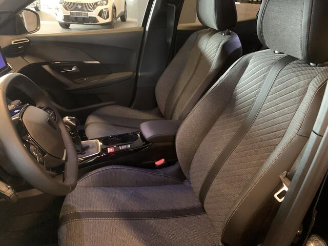 Peugeot 2008 1.2 PureTech 100 Allure Camera voor + achter - Climate Control - Verwarmde stoelen voor