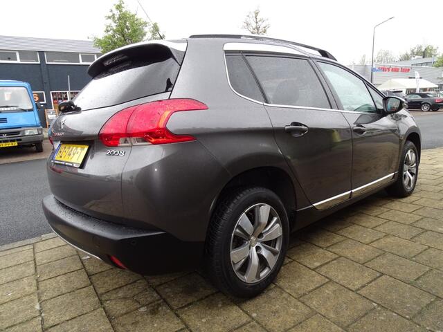 Peugeot 2008 1.2 ALLURE-Automaat-Media-Navi-Pdc-Blth-Pano-Clima