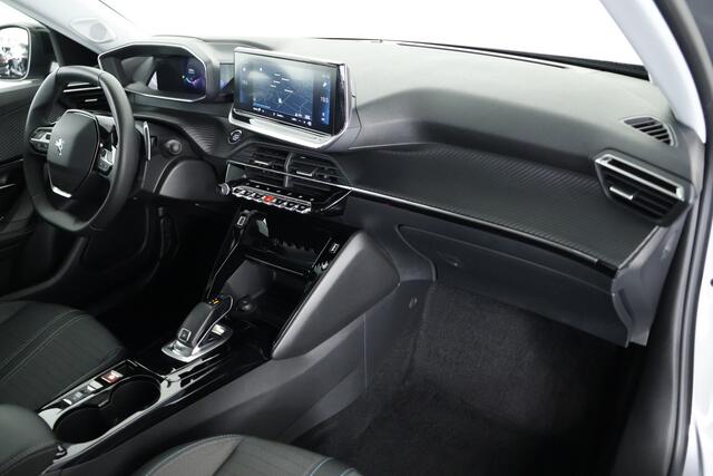 Peugeot 2008 1.2 PureTech Allure Pack / 3D Cockpit / CarPlay / Cam / 4S banden