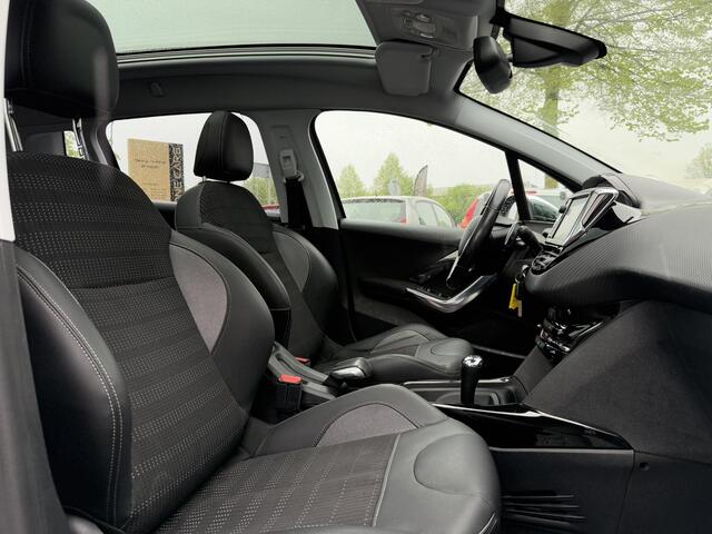 Peugeot 2008 1.2 PureTech Allure 2e Eigenaar,Navi,Pano,Clima,Cruise,PDC,Automaat,N.A.P,APK tot 01-2026