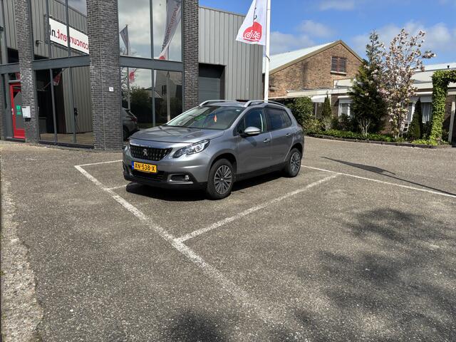 Peugeot 2008 1.2 PureTech Blue Lease Executive