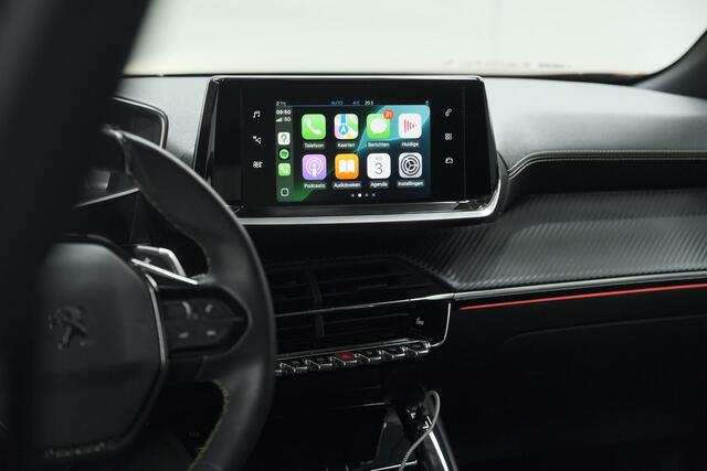 Peugeot 2008 PureTech 130 EAT8 GT Line | Camera | Stoelverwarming | Apple Carplay | Parkeersensoren