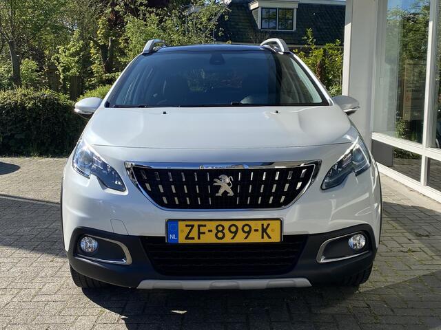 Peugeot 2008 1.2T 130pk Blue Lease Allure | Panoramdak | Achteruitrijcamera | Trekhaak | Navigatie | Half lederen bekleding | Climate Control