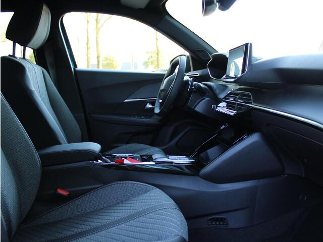 Peugeot 2008 1.2 Hybrid 136 Allure VOORRAAD KORTING