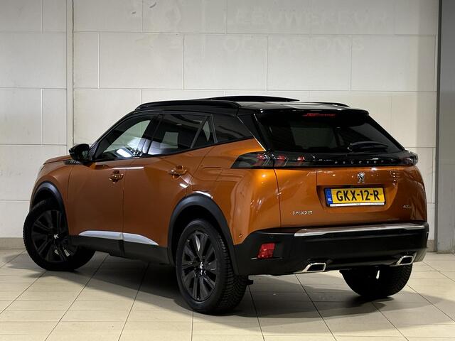 Peugeot 2008 SUV GT Pack 1.2 Turbo 130pk | SCHUIF/KANTELDAK | ALCANTARA/LEDER | FOCAL HIFI | 18" EVISSA | STOELVERW. | CAMERA | NAVI |