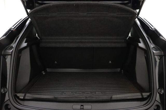 Peugeot 2008 1.2 PureTech Allure 100 PK | Handgeschakeld | Camera | Cruise Control | Airco | Start/stop | Navigatie | Climate Control |