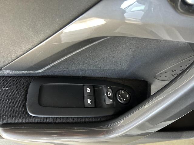Peugeot 2008 1.2 PureTech Blue Lion Automaat 1e eigenaar| Automaat