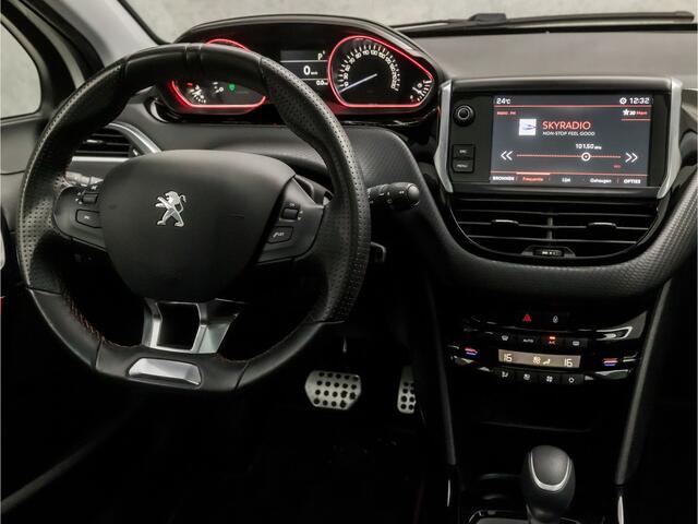 Peugeot 2008 1.2 PureTech GT-Line Automaat (PANORAMADAK, APPLE CARPLAY, NAVIGATIE, CLIMATE, STOELVERWARMING, LEDER, SPORTSTOELEN, GETINT GLAS, CRUISE, LM VELGEN, NIEUWSTAAT)