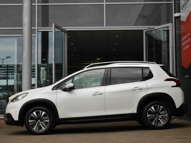 Peugeot 2008 1.2 PureTech Allure | Trekhaak | Panoramadak | Navigatie | Android auto / apple carplay | Climate control | Cruise control | Regensensor | Parkeersensoren
