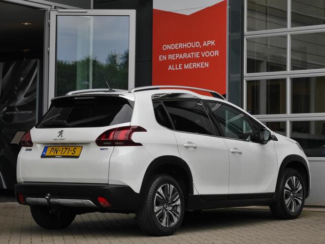 Peugeot 2008 1.2 PureTech Allure | Trekhaak | Panoramadak | Navigatie | Android auto / apple carplay | Climate control | Cruise control | Regensensor | Parkeersensoren