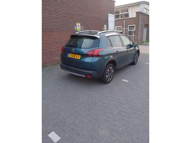 Peugeot 2008 1.2 PureTech Allure