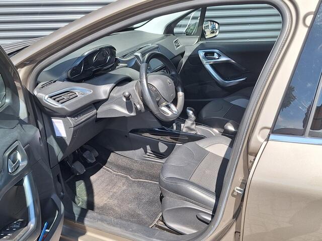 Peugeot 2008 1.2 PureTech Allure