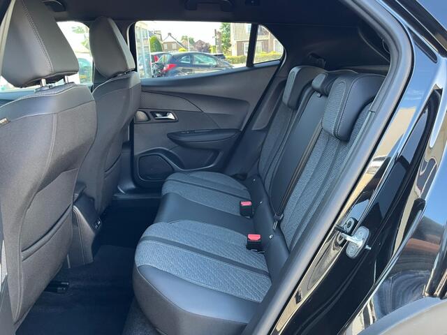 Peugeot 2008 1.2 PureTech 130 Allure Automaat I Carplay I 360 Camera I Blindspot