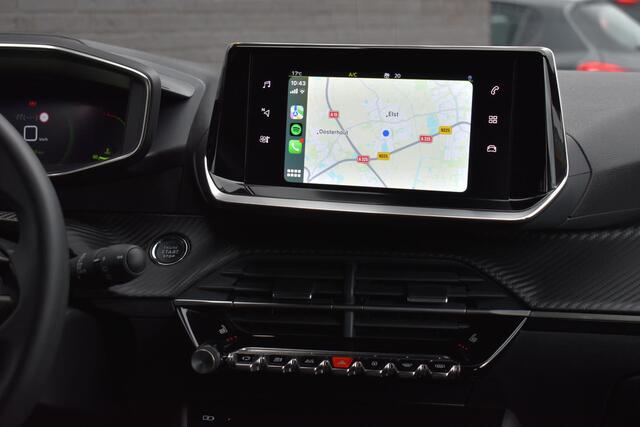 Peugeot 2008 1.2 PureTech 130PK Allure Pack | Trekhaak | Carplay | PDC | Incl. garantie