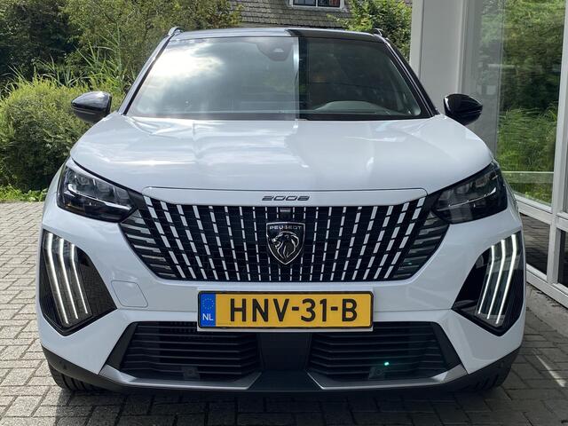 Peugeot 2008 1.2T 130pk Automaat GT | Massagestoel | Camera V+A | Navigatie | Stoelverwarming | Two Tone