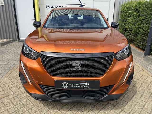 Peugeot 2008 1.2 PureTech Allure Pack Camera, Navigatie, Cruise Control, LED