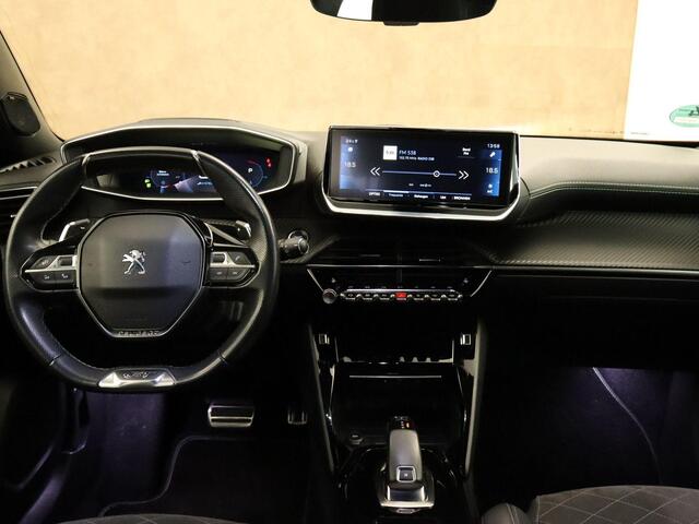 Peugeot 2008 1.2 PureTech GT-Line - TREKHAAK (TREKGEWICHT 1200 KG GEREMD) - ADAPTIEVE CRUISE CONTROL - NAVIGATIE - PARKEERSENSOREN VOOR/ ACHTER - STOELVERWARMING VOORZIJDE - PREMIUM AUDIO INSTALLATIE - DODEHOEKDETECTIE - CLIMATE CONTROL - EXTRA GETINT GLAS