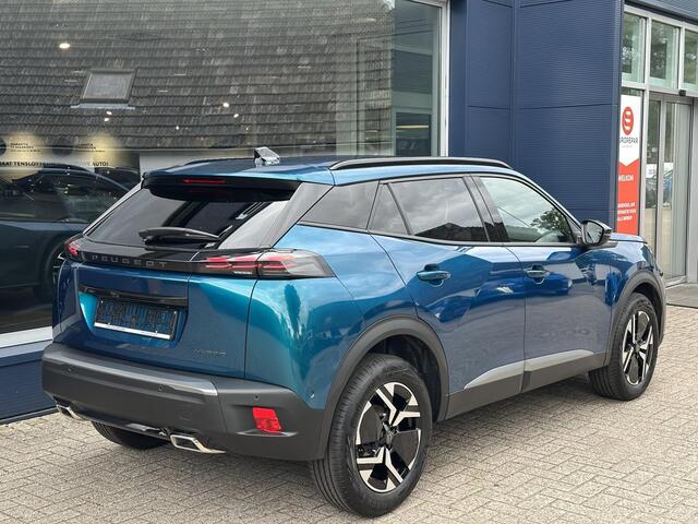 Peugeot 2008 1.2 Hybrid 145 PK Allure | Automaat | 2025 Auto | Navigatie | Keyless Entry | Draadloze Telefoonlader | Adaptieve Cruise Control | 360 Graden Camera | Parkeersensoren V+A | Hoge Zitpositie | Hybride Elektrisch rijden met Automaat | Climate Control | Stoel