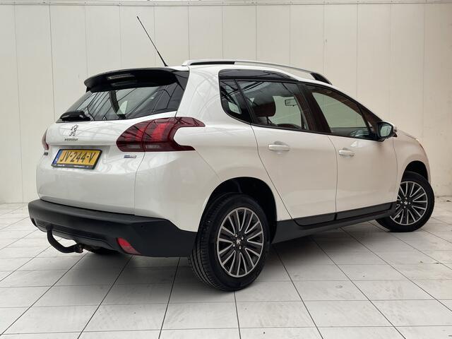 Peugeot 2008 PureTech 82 ETG Blue Lion | Automaat | Trekhaak | Navigatie