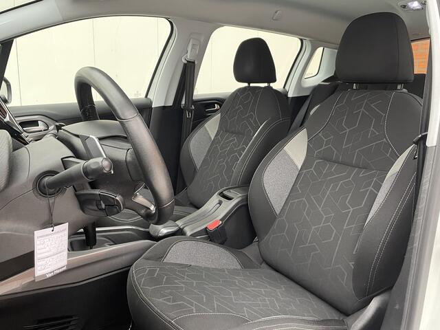 Peugeot 2008 PureTech 82 ETG Blue Lion | Automaat | Trekhaak | Navigatie