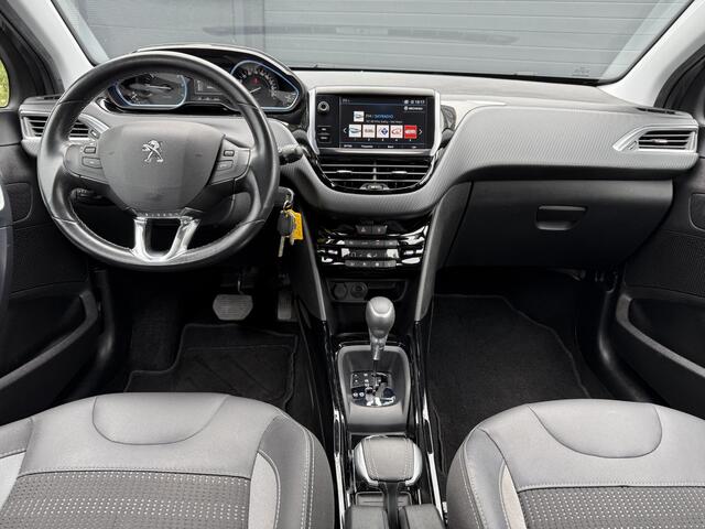 Peugeot 2008 1.2 PureTech Allure 2e Eigenaar,Navi,Aaple Carplay,Clima,Cruise,Trekhaak,APK tot 04-2026