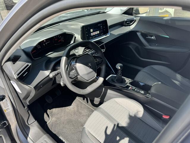 Peugeot 2008 1.2 PureTech Allure Pack*Keyless*Navi*Carplay*