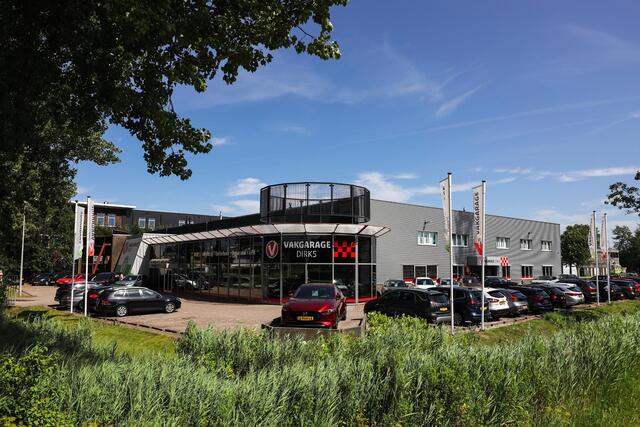 Peugeot 2008 1.2 130 pk Aut. GT-Line ? LED ? Carplay ? Camera