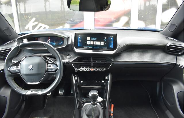 Peugeot 2008 1.2 PureTech GT / Airco / Carplay / Camera / Navigatie / 17" LM