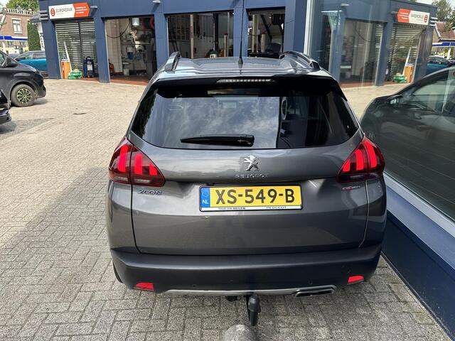 Peugeot 2008 1.2 PureTech GT-line | Navigatie | Trekhaak 1250 KG | Panoramadak | 17" Lichtmetalen Velgen | Camera | All Season Banden | Parkeersensoren | Half Lederen Bekleding | LED Dagrijverlichting