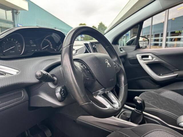 Peugeot 2008 1.2 PURET. BLUE LION 110 PK NAVI AIRCO PDC
