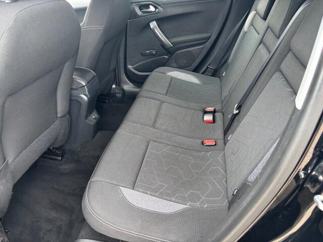 Peugeot 2008 1.2 PURET. BLUE LION 110 PK NAVI AIRCO PDC