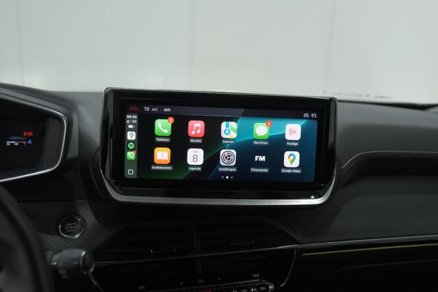 Peugeot 2008 PureTech 130 EAT8 GT | 360 Camera | Adaptieve Cruise Control | Dodehoekdetectie | Navigatie