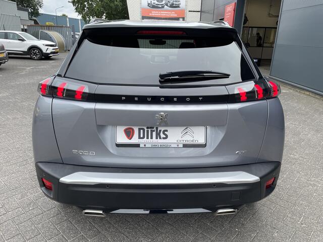 Peugeot 2008 130pk GT (Stoelverwarming - Camera - Keyless Entry - LED - Parkeersensoren V+A - i-Cockpit - Adaptieve Cruise Controle - Navigatie - Apple Carplay)