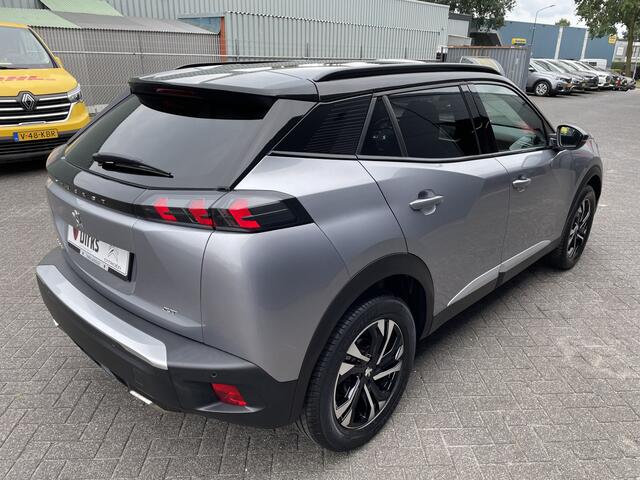 Peugeot 2008 130pk GT (Stoelverwarming - Camera - Keyless Entry - LED - Parkeersensoren V+A - i-Cockpit - Adaptieve Cruise Controle - Navigatie - Apple Carplay)