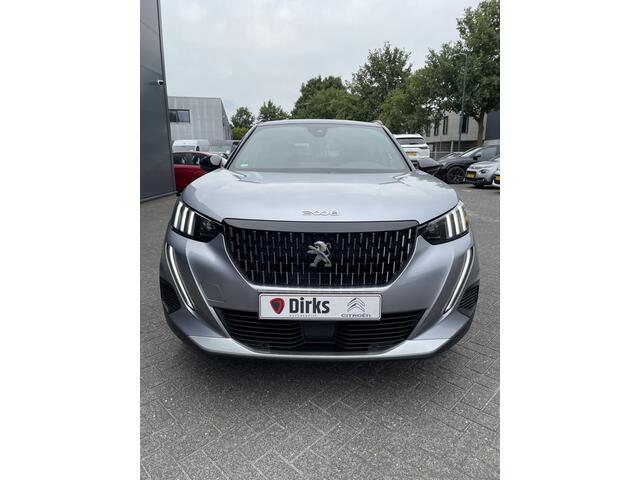 Peugeot 2008 130pk GT (Stoelverwarming - Camera - Keyless Entry - LED - Parkeersensoren V+A - i-Cockpit - Adaptieve Cruise Controle - Navigatie - Apple Carplay)