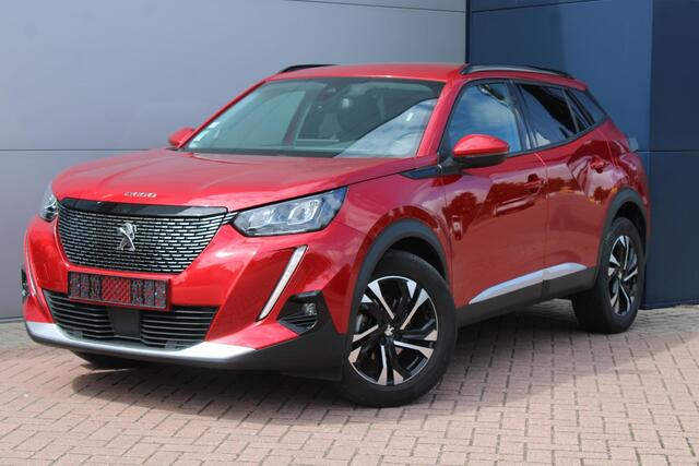 Peugeot 2008 1.2 PureTech Allure Pack NAVIGATIE - ACHTERUITRIJCAMERA - DRAADLOZE TELEFOONLADER