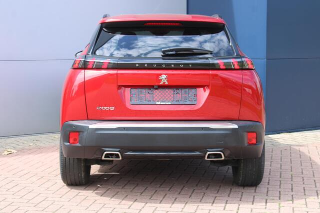 Peugeot 2008 1.2 PureTech Allure Pack NAVIGATIE - ACHTERUITRIJCAMERA - DRAADLOZE TELEFOONLADER