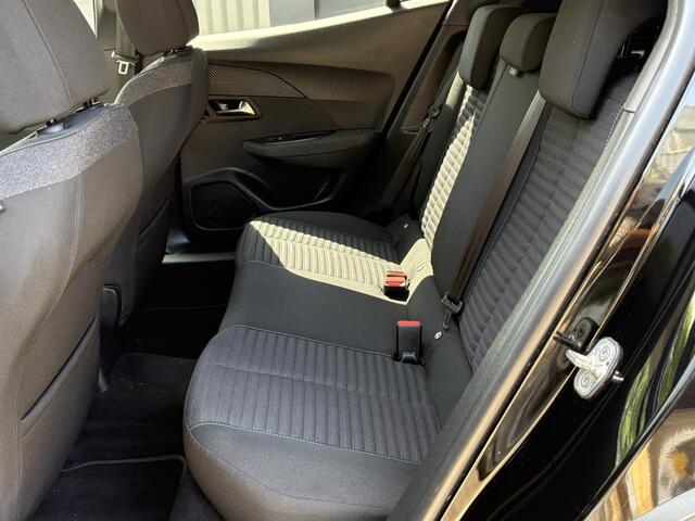 Peugeot 2008 1.2 PureTech Style | Navi | Carplay | Camera | LED | Trekhaak | Interesse? Bel of App naar: 06 30 51 05 90