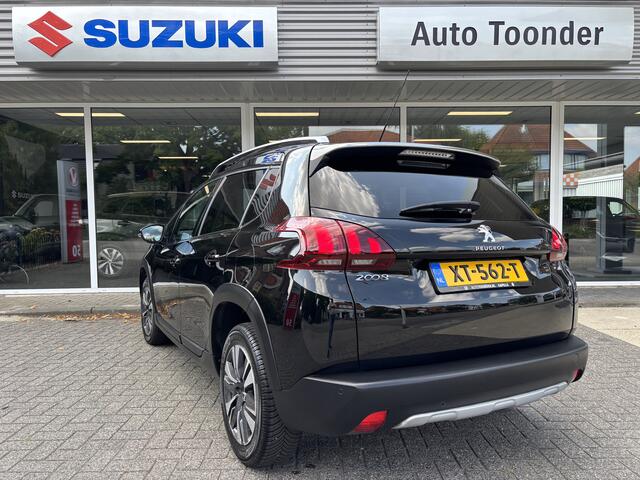 Peugeot 2008 Allure 1.2-111pk/Panoramadak