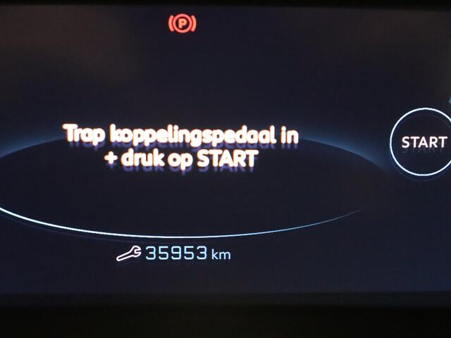 Peugeot 2008 1.2 100PK Allure | Digitaal dashboard | Navigatie | Camera | Parkeerhulp |