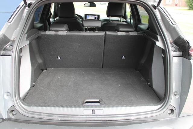Peugeot 2008 1.2 PureTech 100 Allure CAMERA VOOR ÉN ACHTER - ADAPTIEVE CRUISE - NAVIGATIE