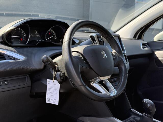Peugeot 2008 1.2 PureTech Blue Lion 1e Eigenaar,Dealer Onderhouden,110pk,Navi,Airco,Cruise,Pdc,Extra winter set,Distributieriem vv 2022,N.A.P,Apk tot 08-2026