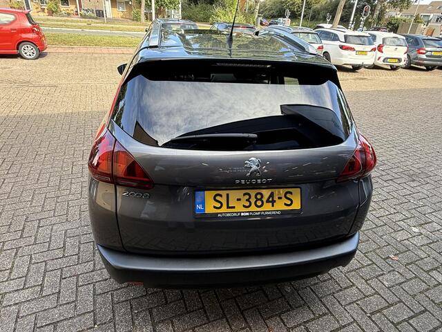 Peugeot 2008 1.2 PureTech Blue Lion / Airco/ Navigatie/ Cruise/ Apple carplay/ Panoramadak / LED/ PDC/ LMV