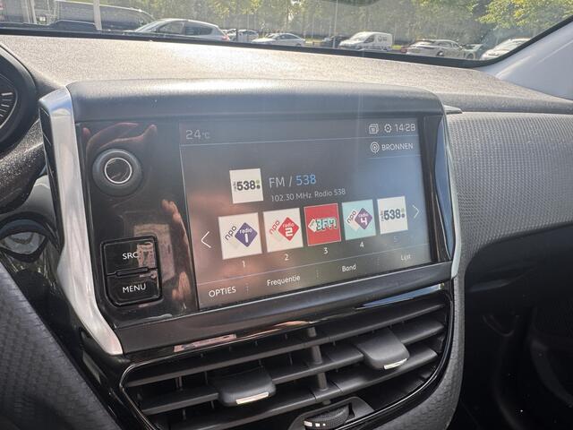Peugeot 2008 110pk Allure Automaat|Trekhaak|Navigatie