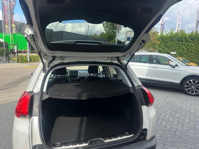 Peugeot 2008 1.2 PURETECH ALLURE