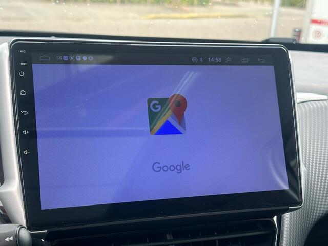 Peugeot 2008 1.2 PURETECH ALLURE