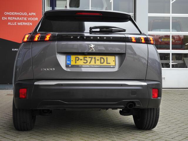 Peugeot 2008 1.2 PureTech Allure Pack | Stoelverwarming | Keyless entry en start | Navigatie | Lichtmetalen velgen | Climate control | Cruise control | Extra getint glas | Apple carplay/Android auto
