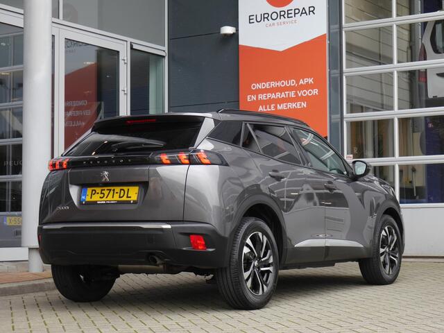 Peugeot 2008 1.2 PureTech Allure Pack | Stoelverwarming | Keyless entry en start | Navigatie | Lichtmetalen velgen | Climate control | Cruise control | Extra getint glas | Apple carplay/Android auto